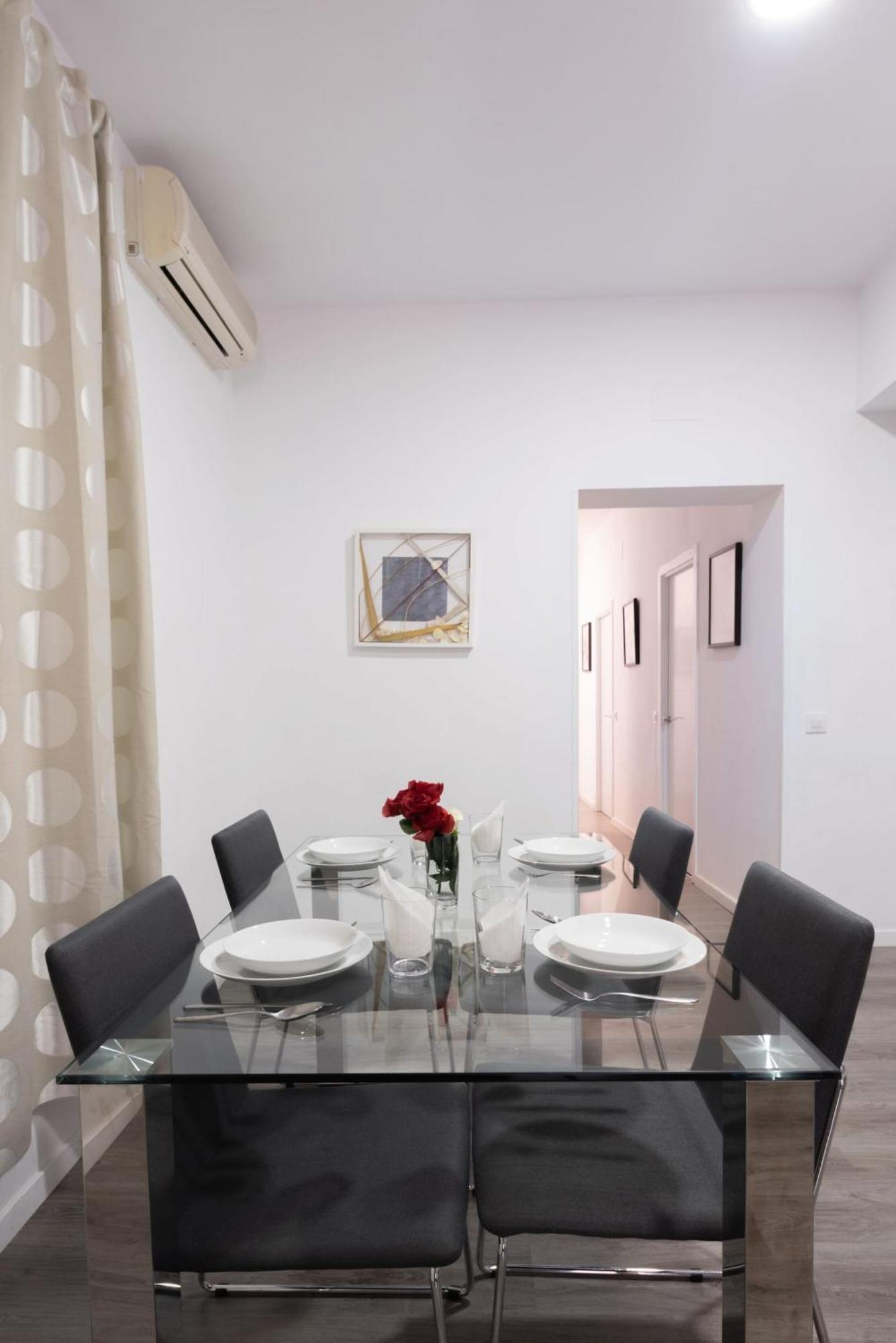 Apartamentos Day Madrid Sol Centro Gran Via Экстерьер фото